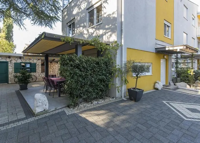 Park Novigrad Istria