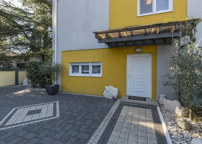 Park * Novigrad Istria